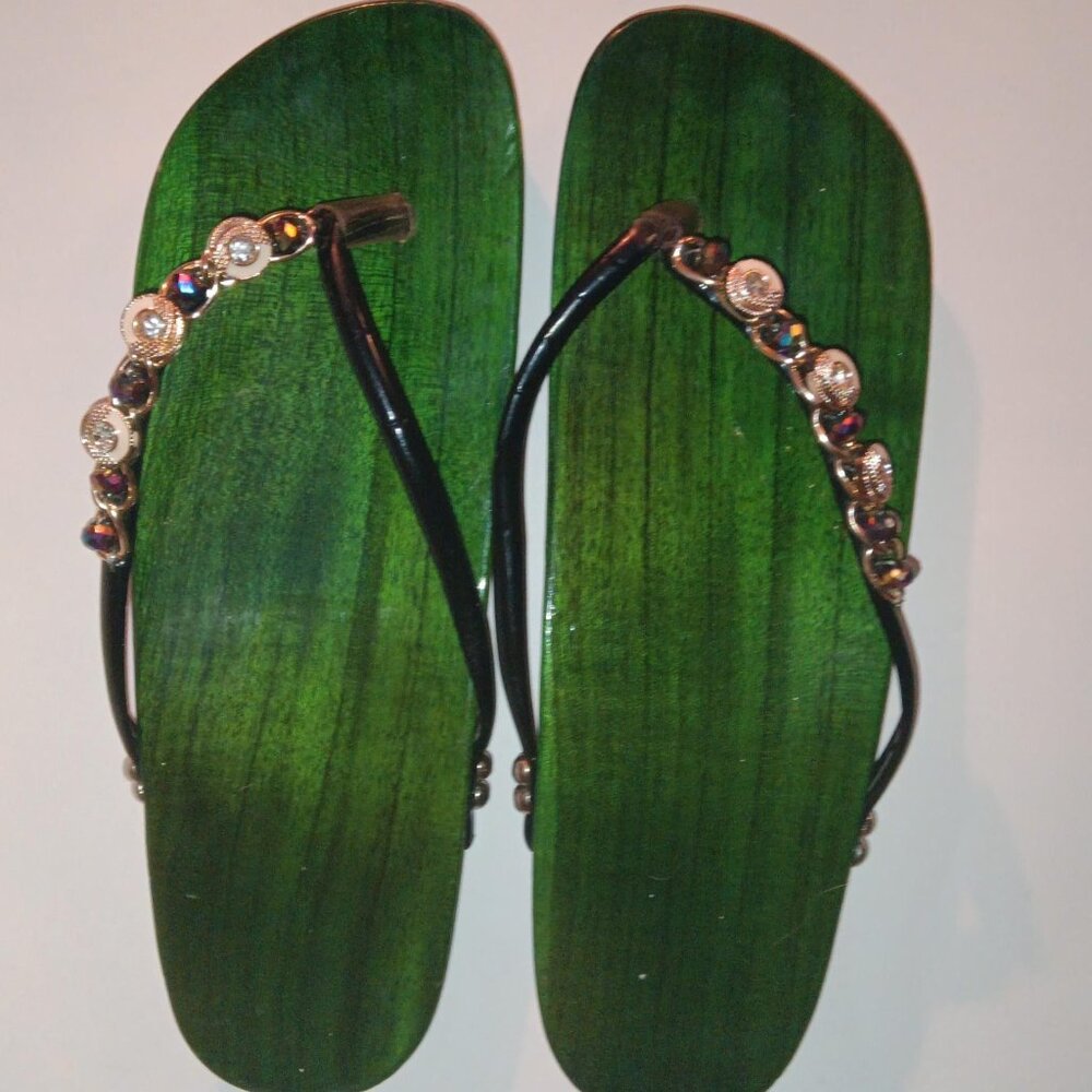 Cute Y2K wood sandals